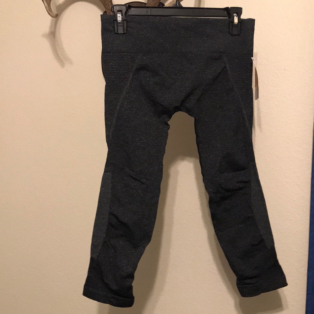 NWT Athleta Leggings
